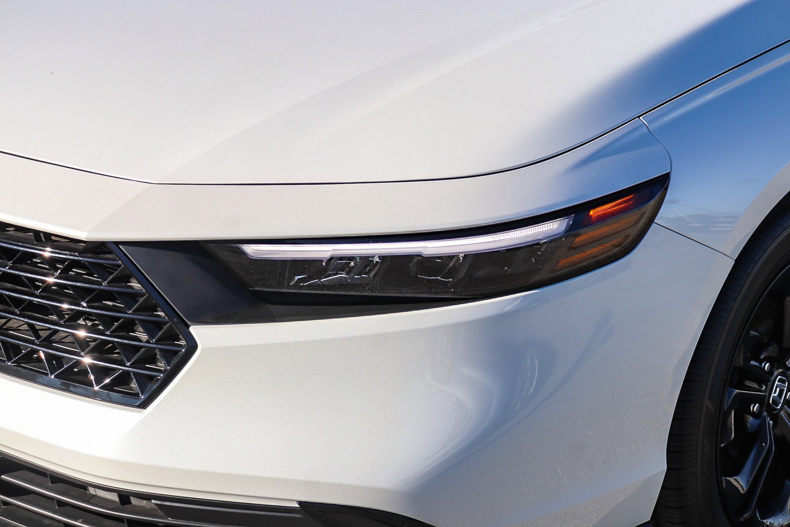 Certified 2025 Honda Accord SE image 5