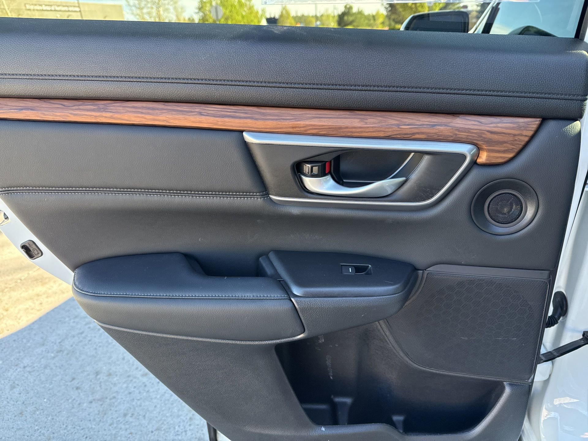 Used 2020 Honda CR-V EX-L image 27