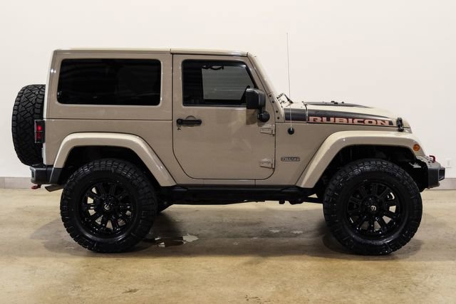 Used 2017 Jeep Wrangler Rubicon AWD/4WD image 31
