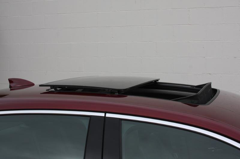 Used 2016 Chevrolet Impala LT w/ Leather Package FWD image 6