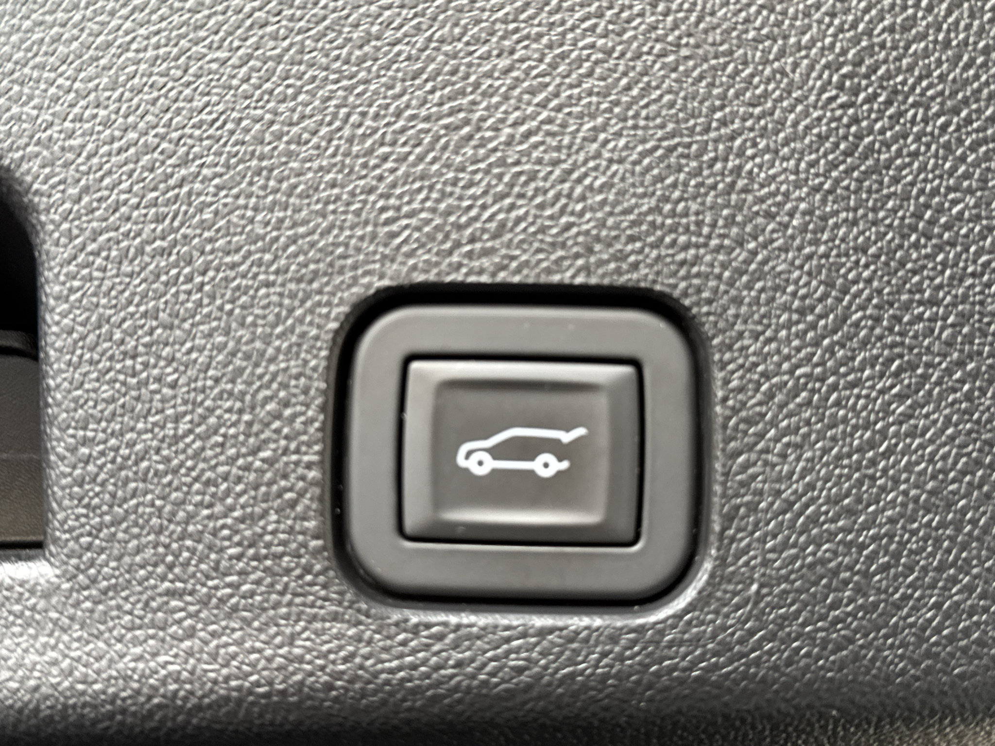 Used 2025 Chevrolet Traverse Z71 w/ Enhanced Driving Package AWD/4WD image 23