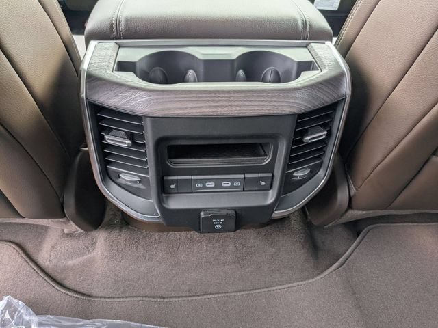 New 2026 RAM 1500 Laramie AWD/4WD image 28