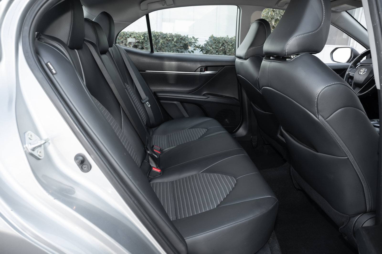 Used 2023 Toyota Camry SE image 38