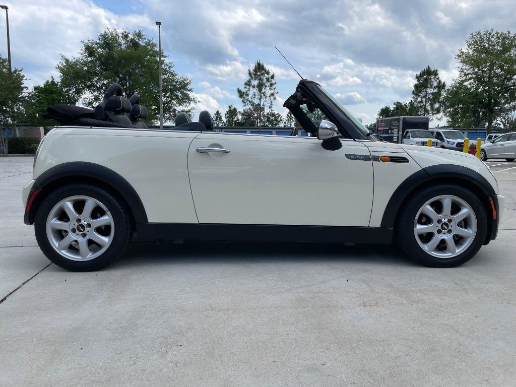 Used 2008 MINI Cooper Convertible FWD image 12