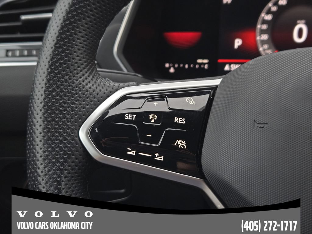 Used 2022 Volkswagen Tiguan SE R-Line AWD/4WD image 22