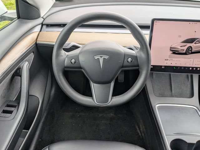 Used 2022 Tesla Model 3 Long Range AWD/4WD image 30