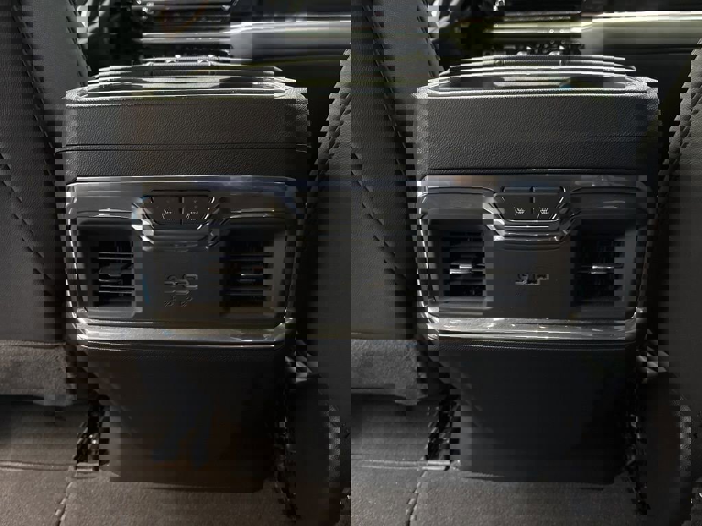 Used 2025 GMC Sierra 2500 SLT w/ SLT Premium Package image 22