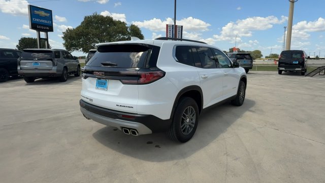 Certified 2025 GMC Acadia Elevation AWD/4WD image 8