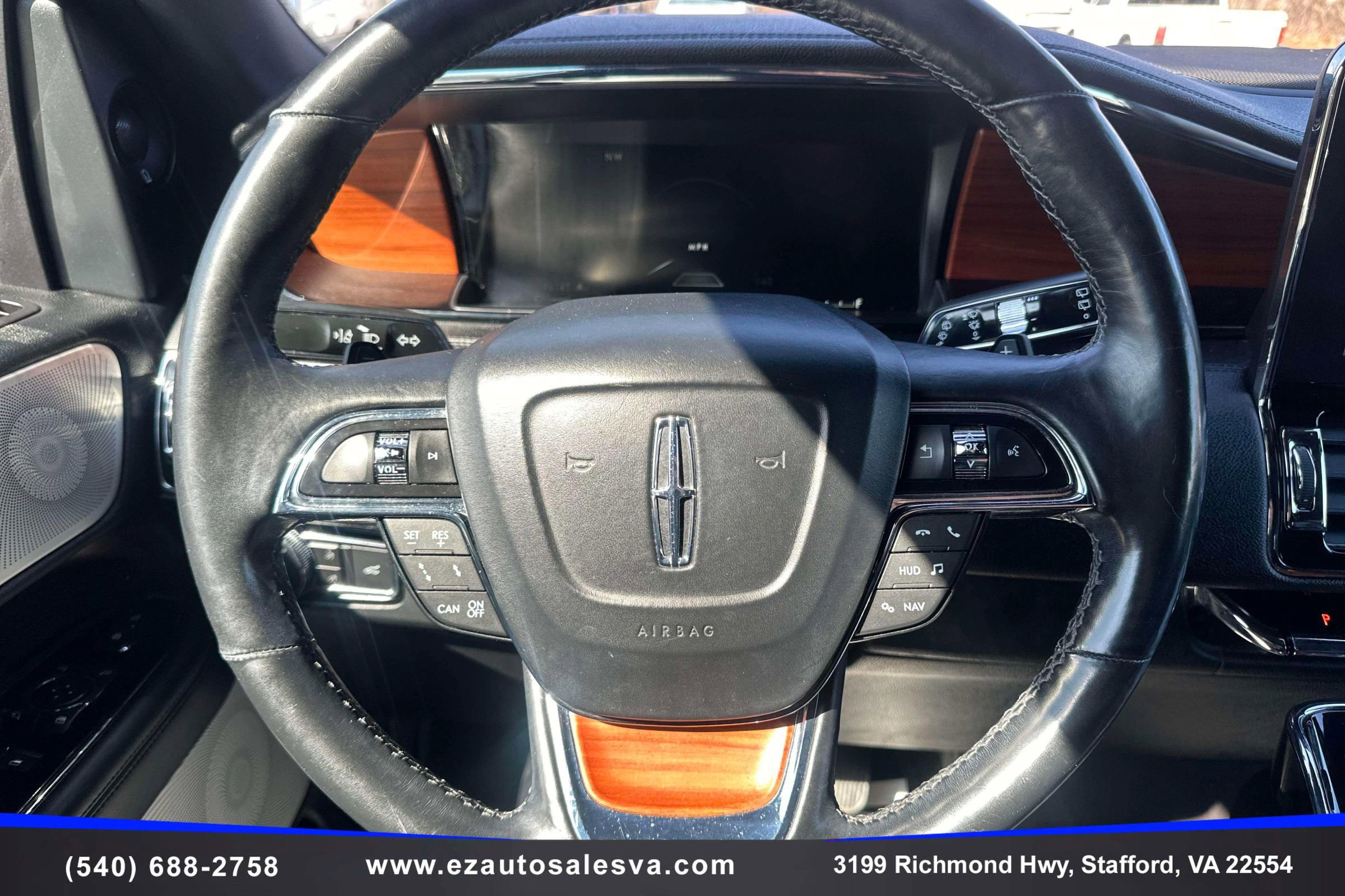 Used 2019 Lincoln Navigator Reserve AWD/4WD image 26