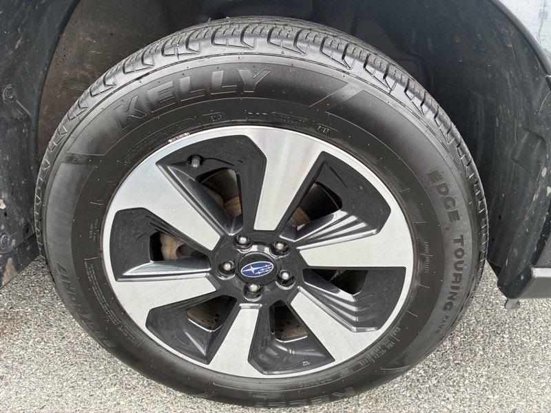 Used 2018 Subaru Forester 2.5i Premium AWD/4WD image 16