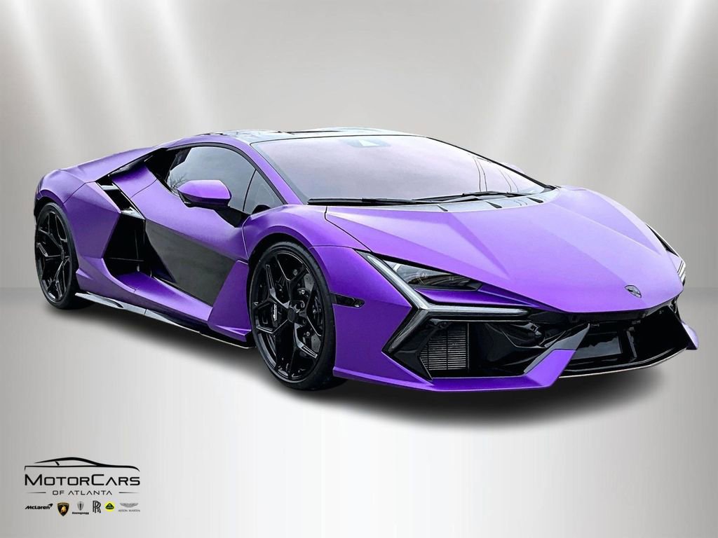 Used 2024 Lamborghini Revuelto image 2