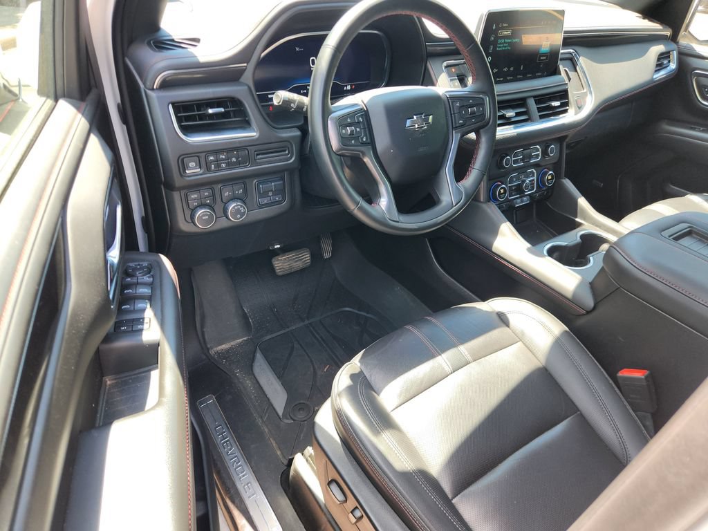 Used 2024 Chevrolet Tahoe RST w/ Luxury Package AWD/4WD image 16