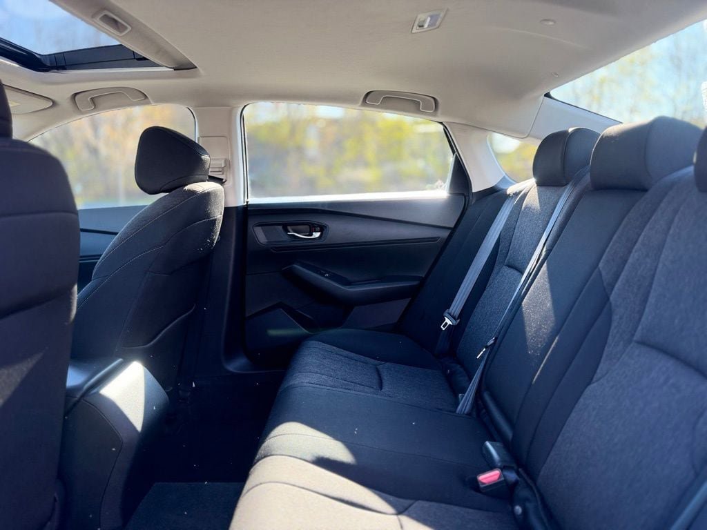 Used 2023 Honda Accord EX image 24