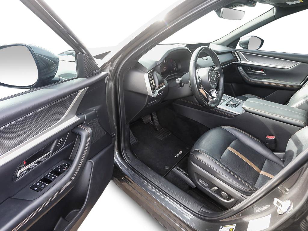 Used 2024 MAZDA CX-90 Plug-In Hybrid w/ Premium Plus image 11