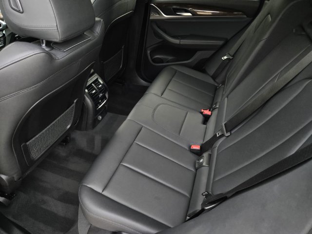 Used 2019 BMW X3 sDrive30i w/ Driving Assistance Package RWD image 13