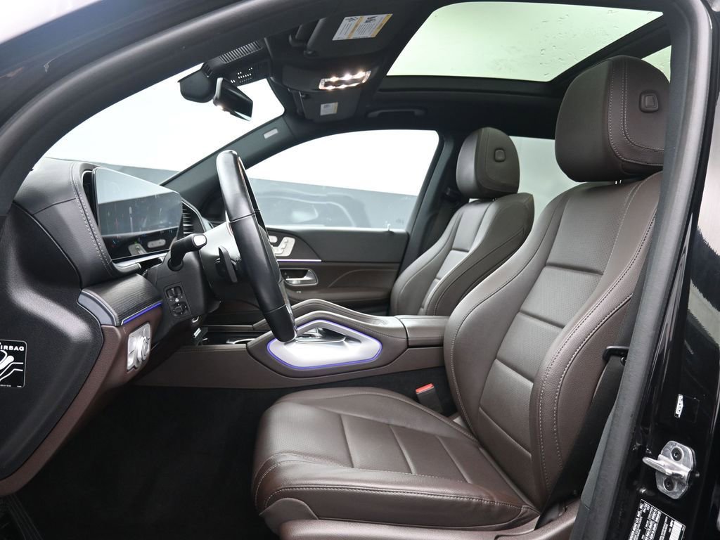 Used 2022 Mercedes-Benz GLS 450 4MATIC w/ Warmth & Comfort Package image 10