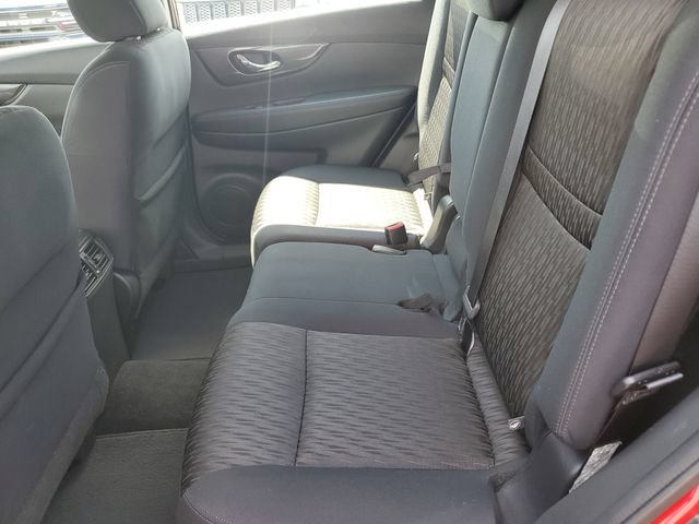 Used 2017 Nissan Rogue S AWD/4WD image 13
