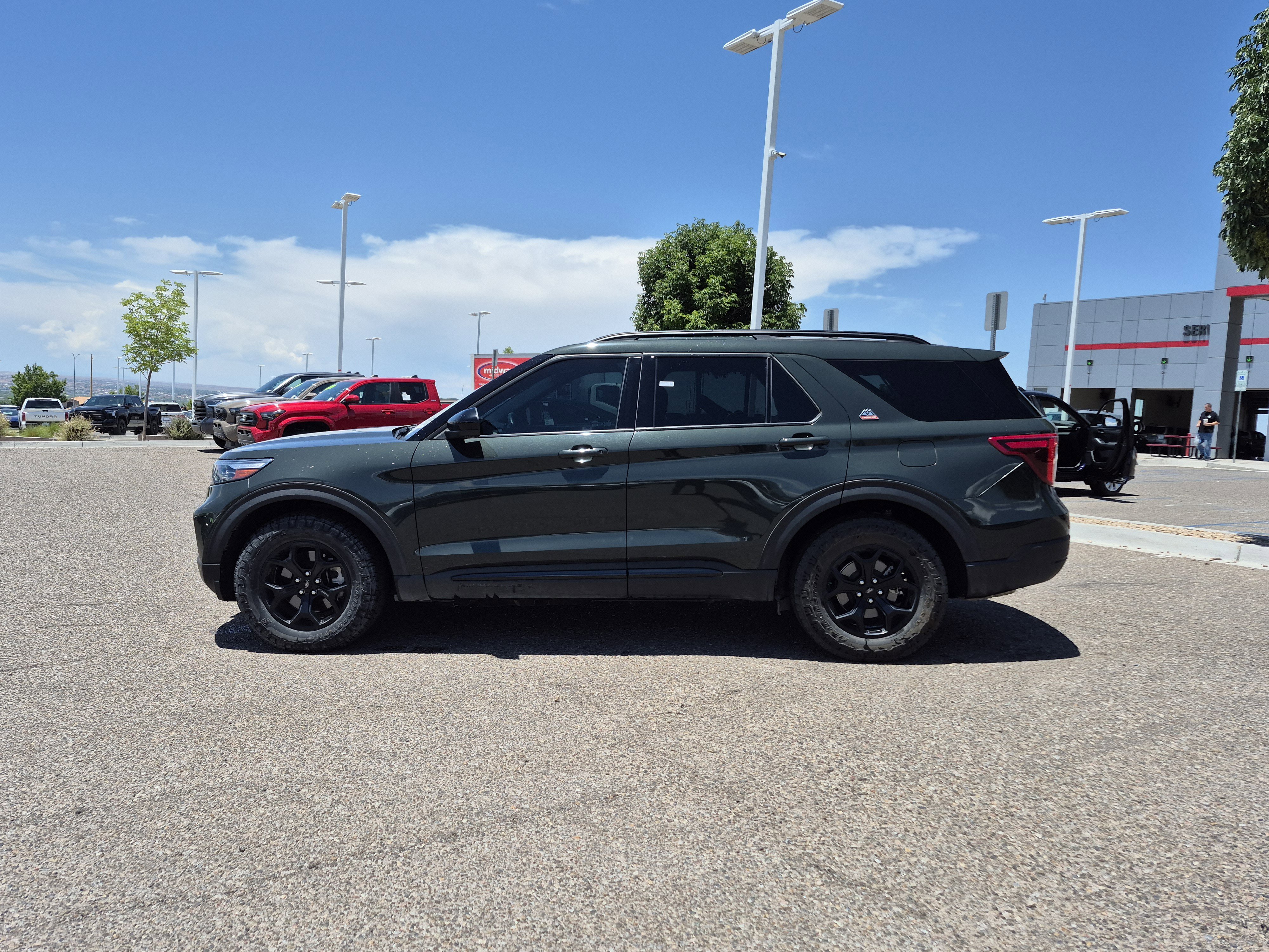 Used 2022 Ford Explorer Timberline w/ Timberline Technology Package AWD/4WD image 2