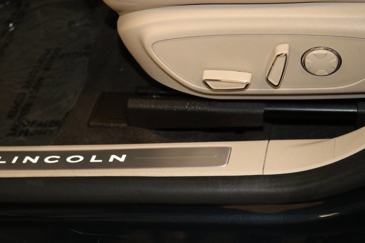 Used 2020 Lincoln MKZ Reserve w/ Elements Package image 57