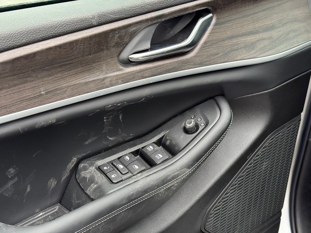 New 2026 Jeep Grand Cherokee Altitude AWD/4WD image 10