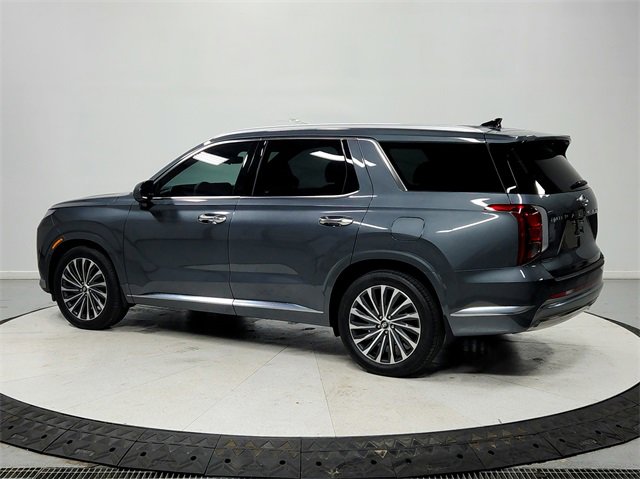 Used 2025 Hyundai Palisade Calligraphy image 5