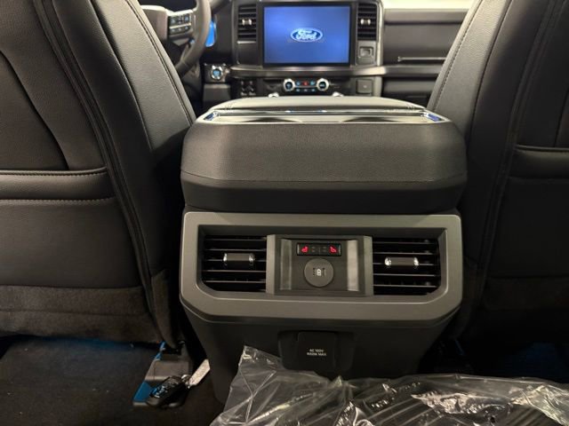 New 2026 Ford F350 Lariat w/ Black Appearance Package AWD/4WD image 17