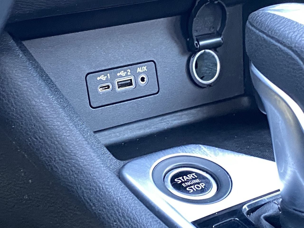 Certified 2023 Nissan Sentra SV FWD image 21