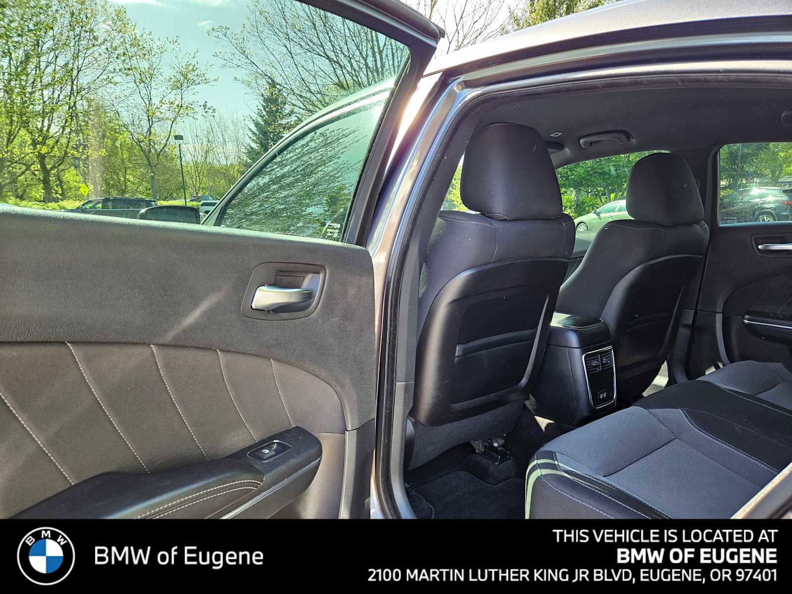 Used 2018 Dodge Charger R/T RWD image 18