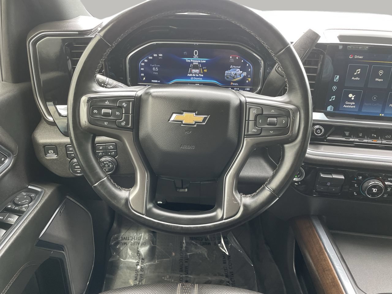 Used 2024 Chevrolet Silverado 2500 High Country w/ High Country Premium Package AWD/4WD image 13