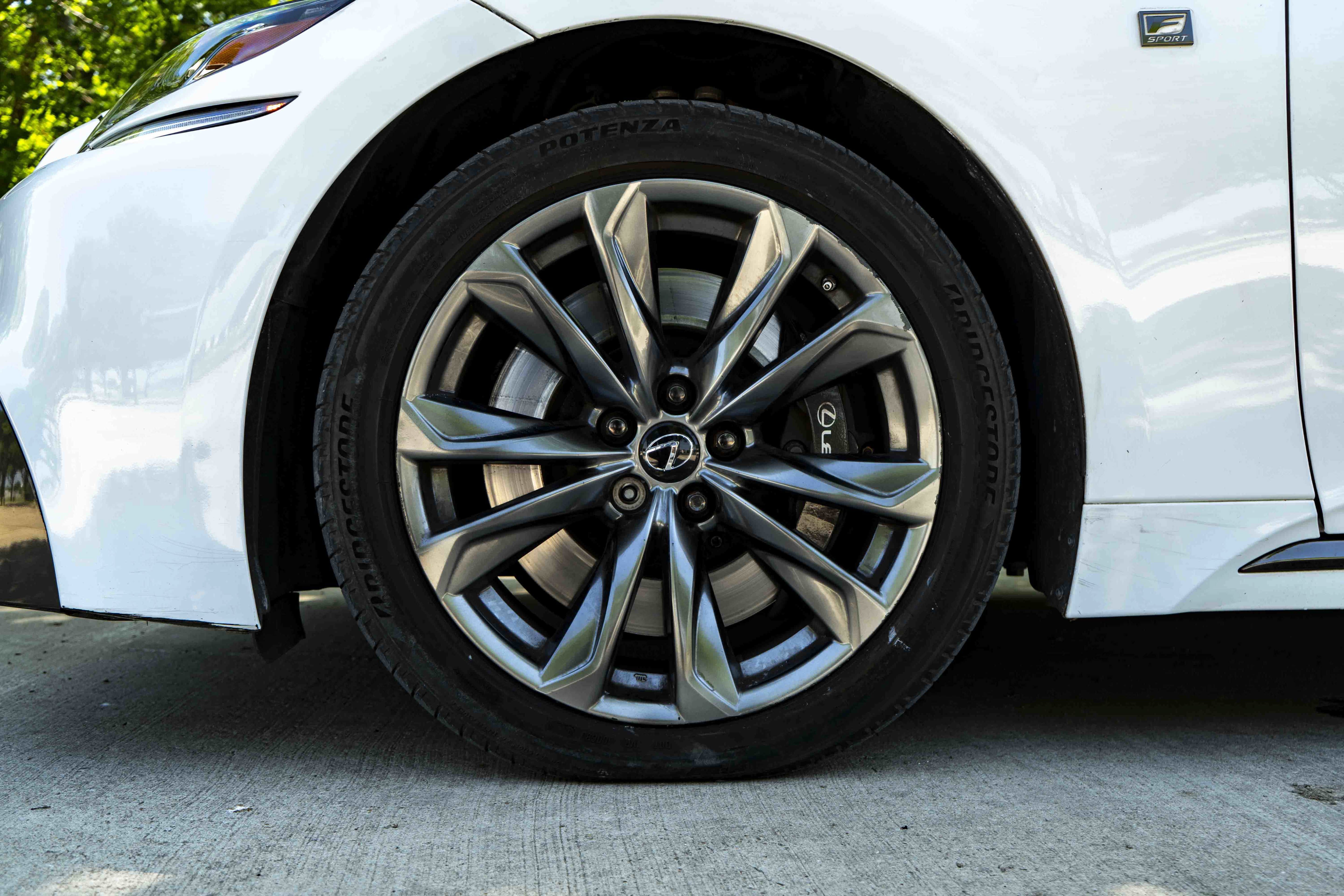 Used 2019 Lexus LS 500 F Sport w/ Accessory Package (Z2) AWD/4WD image 14