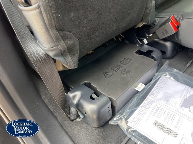 New 2025 Ford F250 XLT w/ Black Appearance Package image 32