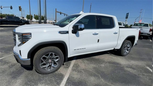 New 2026 GMC Sierra 1500 SLT image 6
