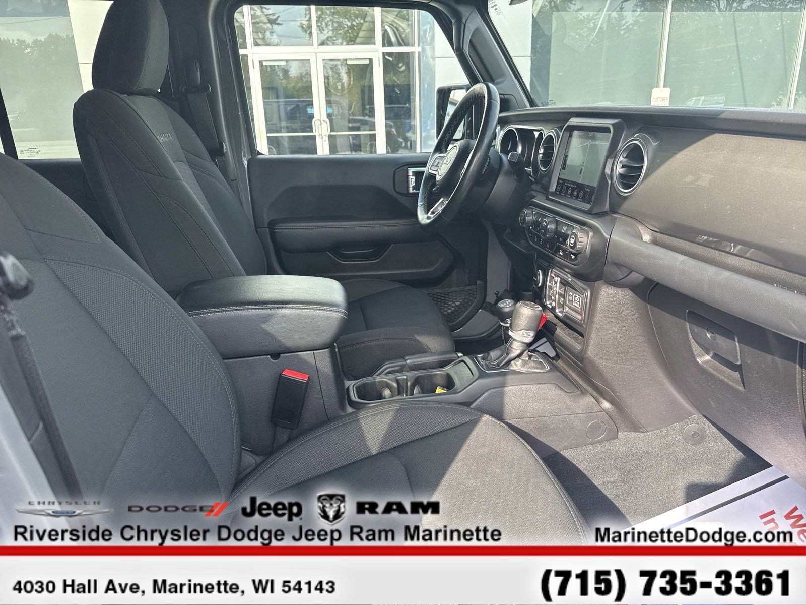 Used 2022 Jeep Wrangler Unlimited Sahara w/ Cold Weather Group AWD/4WD image 28