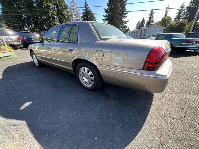 Used 2006 Mercury Grand Marquis LS RWD image 6
