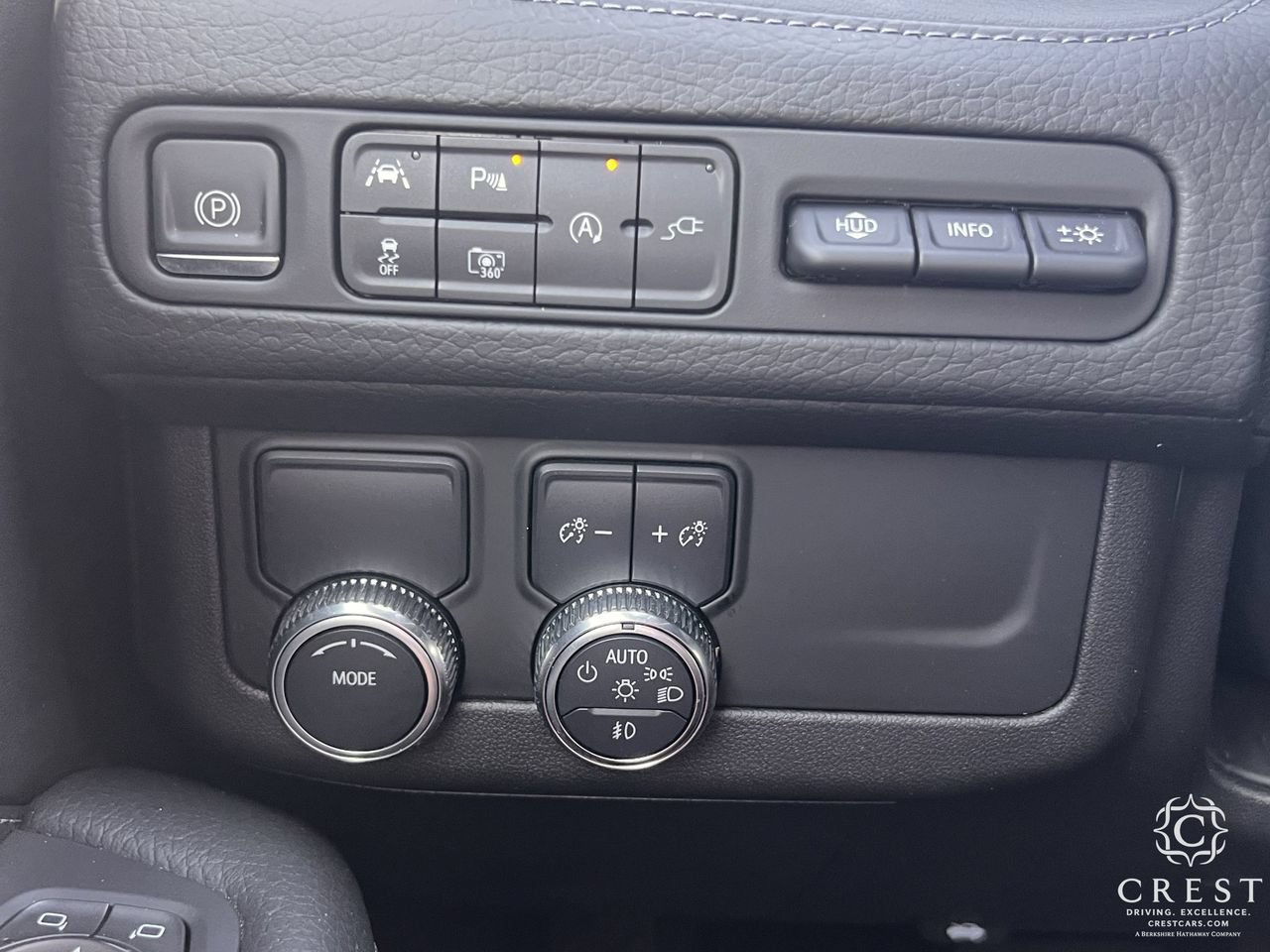 Used 2022 GMC Yukon Denali RWD image 22