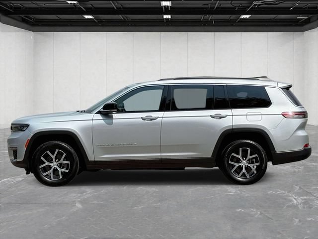Used 2024 Jeep Grand Cherokee L Limited w/ Luxury Tech Group II AWD/4WD image 2