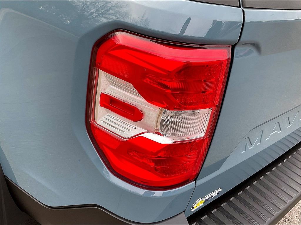 Used 2023 Ford Maverick Lariat w/ Equipment Group 500A Standard AWD/4WD image 33