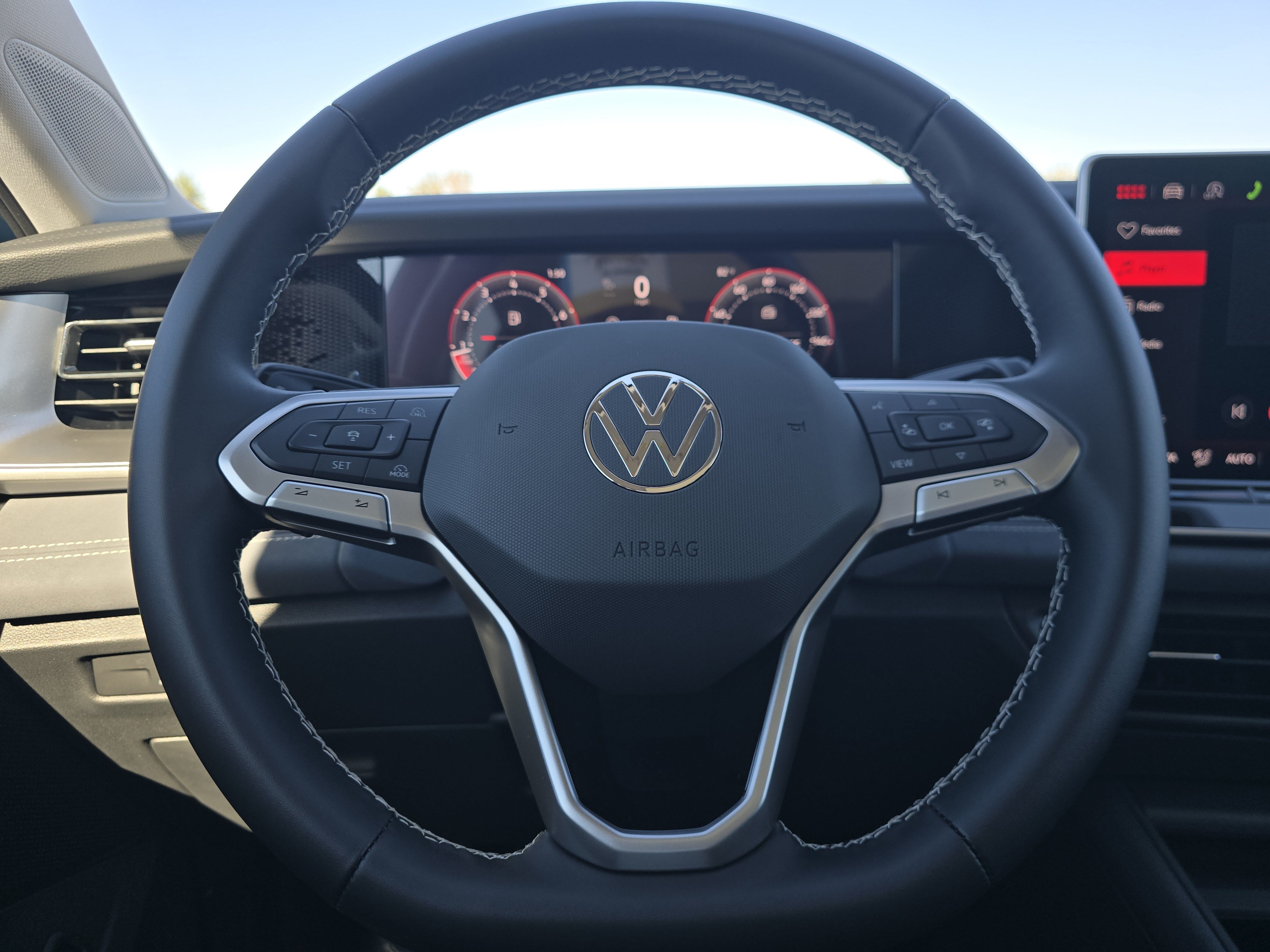 New 2026 Volkswagen Tiguan SE AWD/4WD image 22
