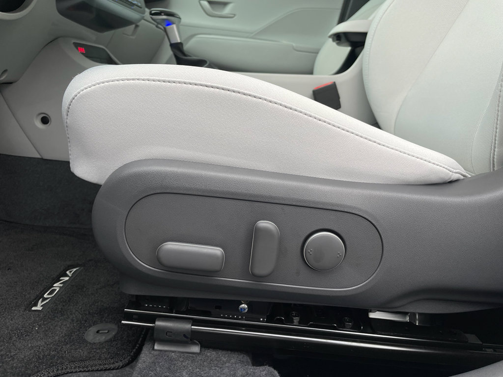 New 2025 Hyundai Kona SEL image 12