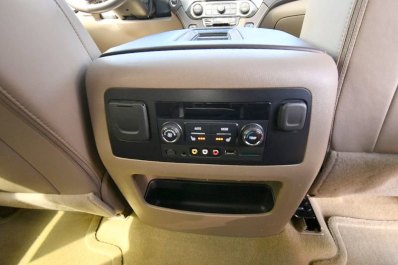 Used 2016 Chevrolet Tahoe LT AWD/4WD image 17