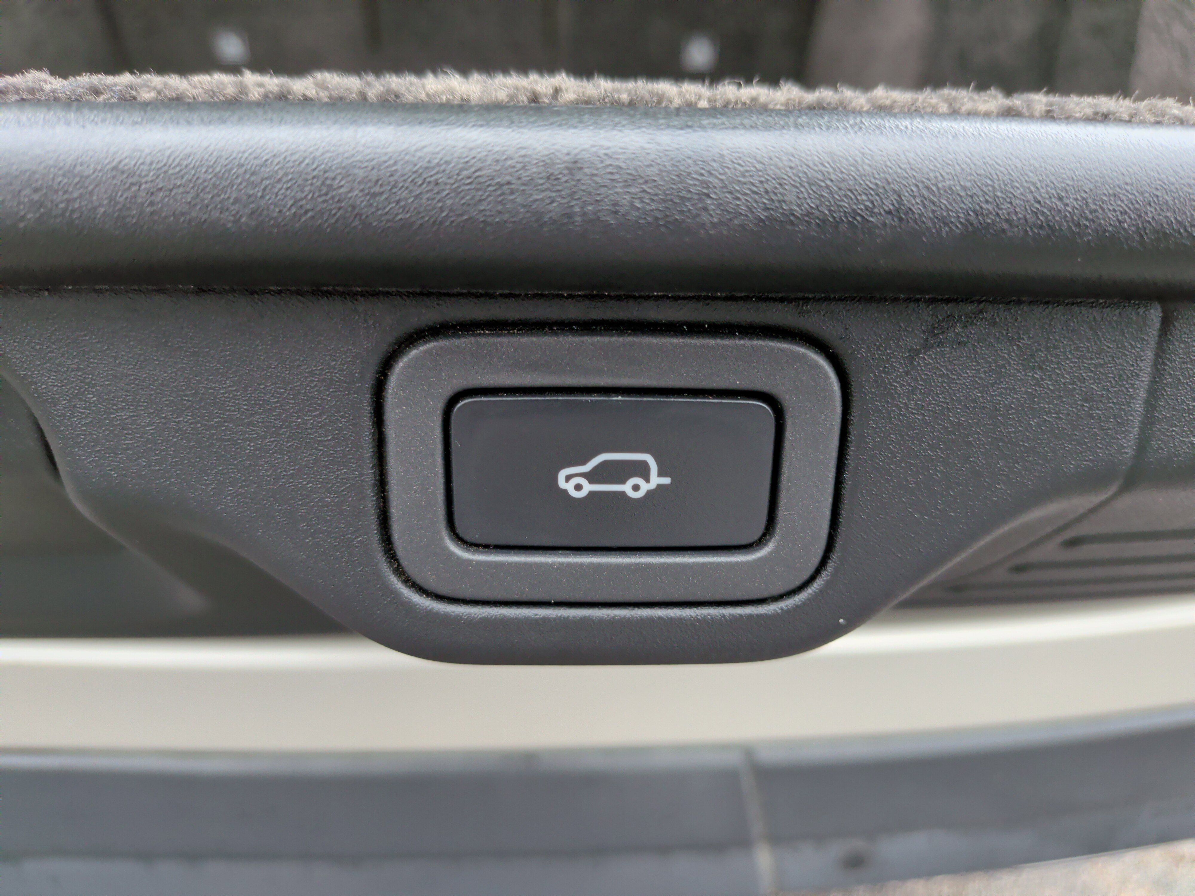 Used 2020 Land Rover Range Rover HSE image 44