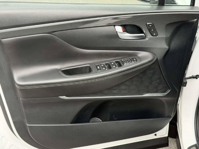Used 2023 Hyundai Santa Fe Limited AWD/4WD image 15