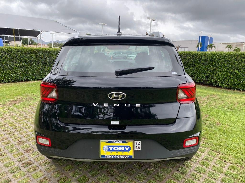 New 2026 Hyundai Venue SEL FWD image 24