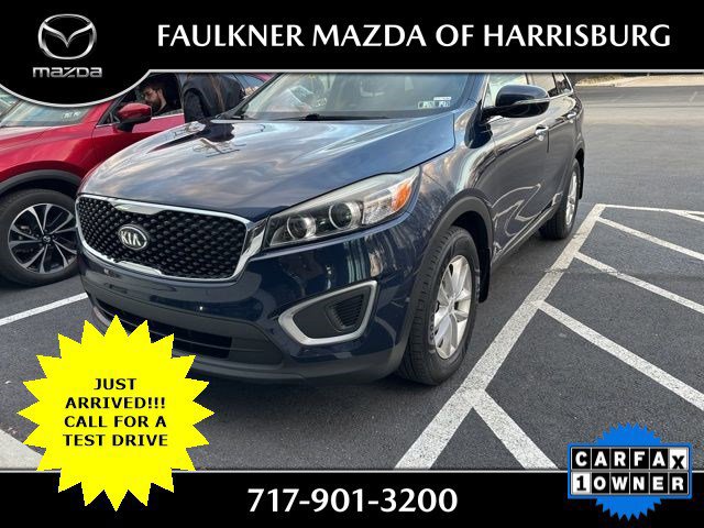 Used 2018 Kia Sorento LX image 1