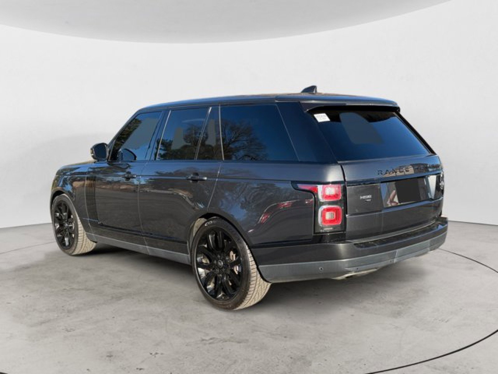 Used 2020 Land Rover Range Rover HSE image 6