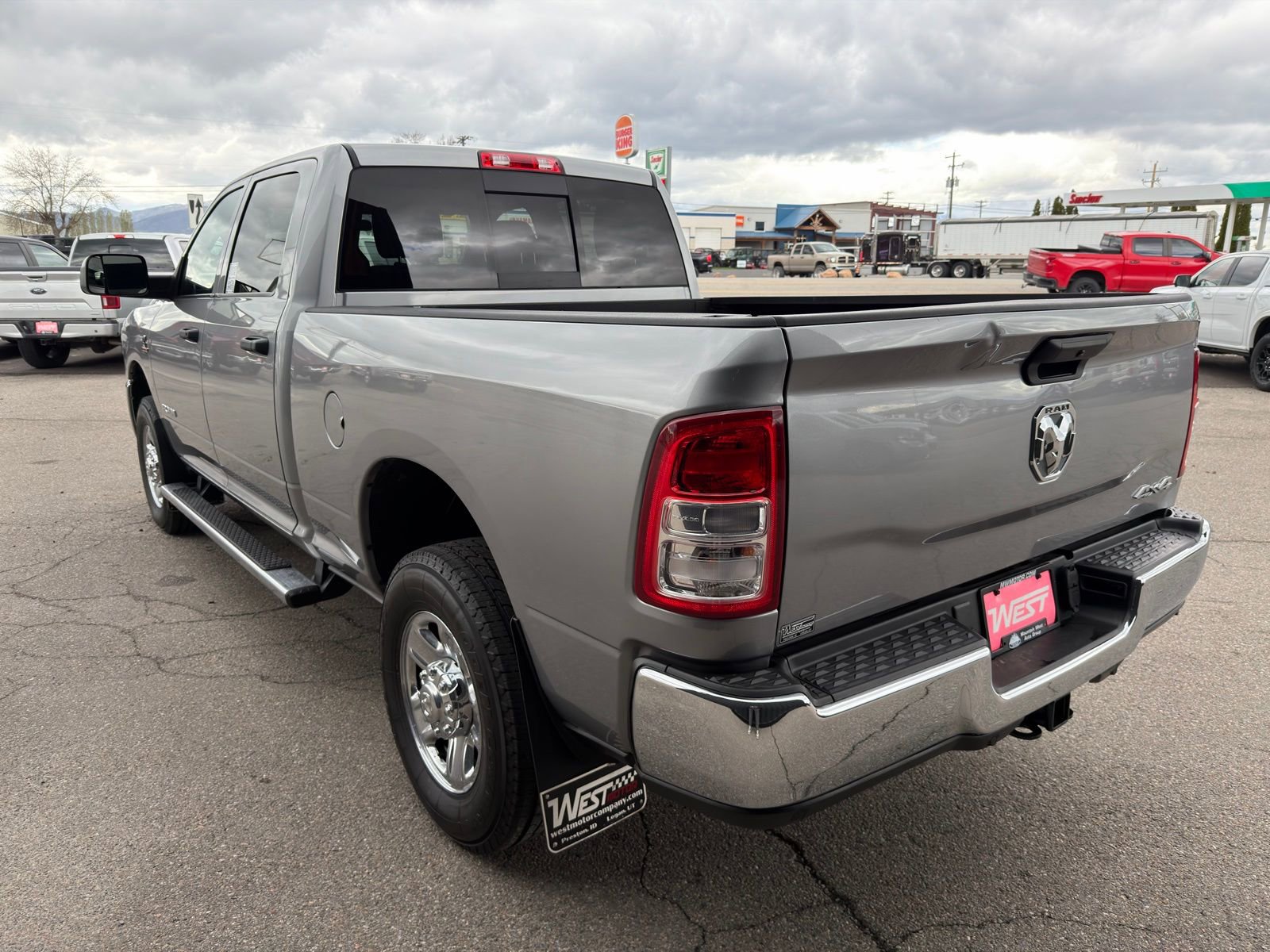 Used 2022 RAM 3500 Tradesman AWD/4WD image 10