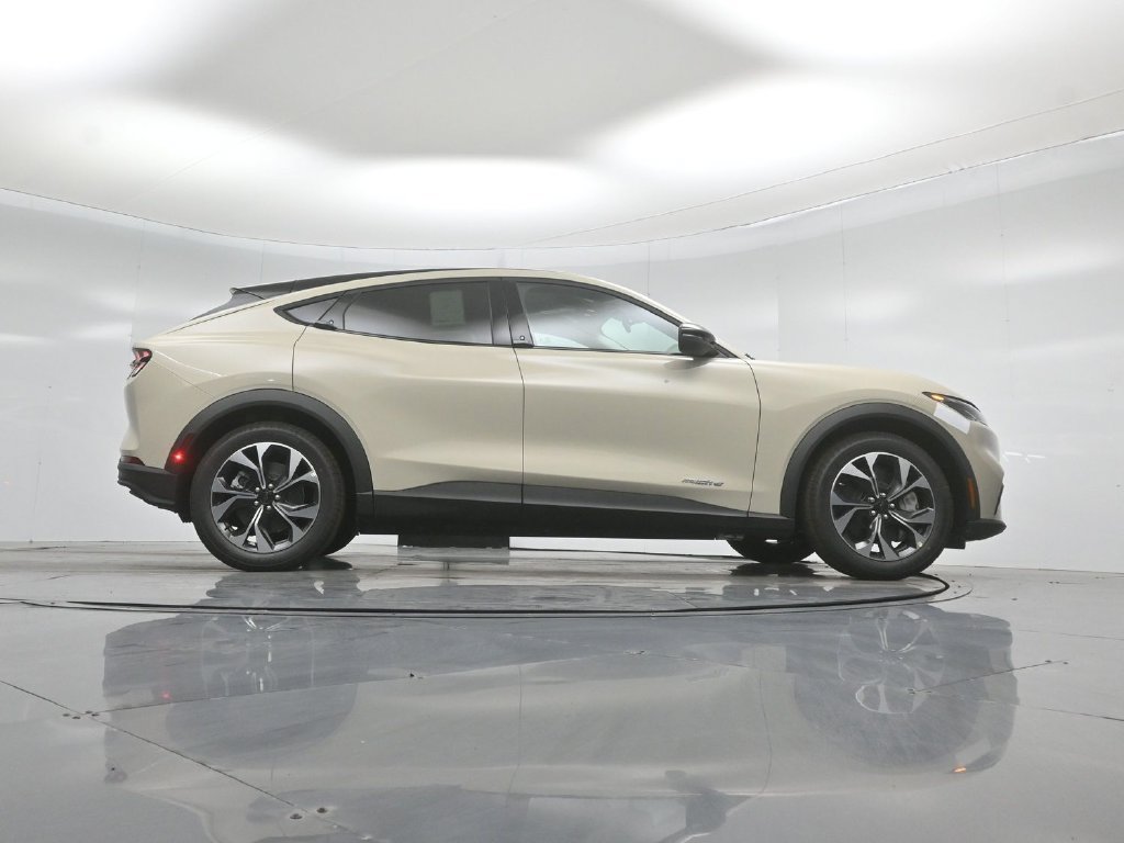 New 2026 Ford Mustang Mach-E Select RWD image 43