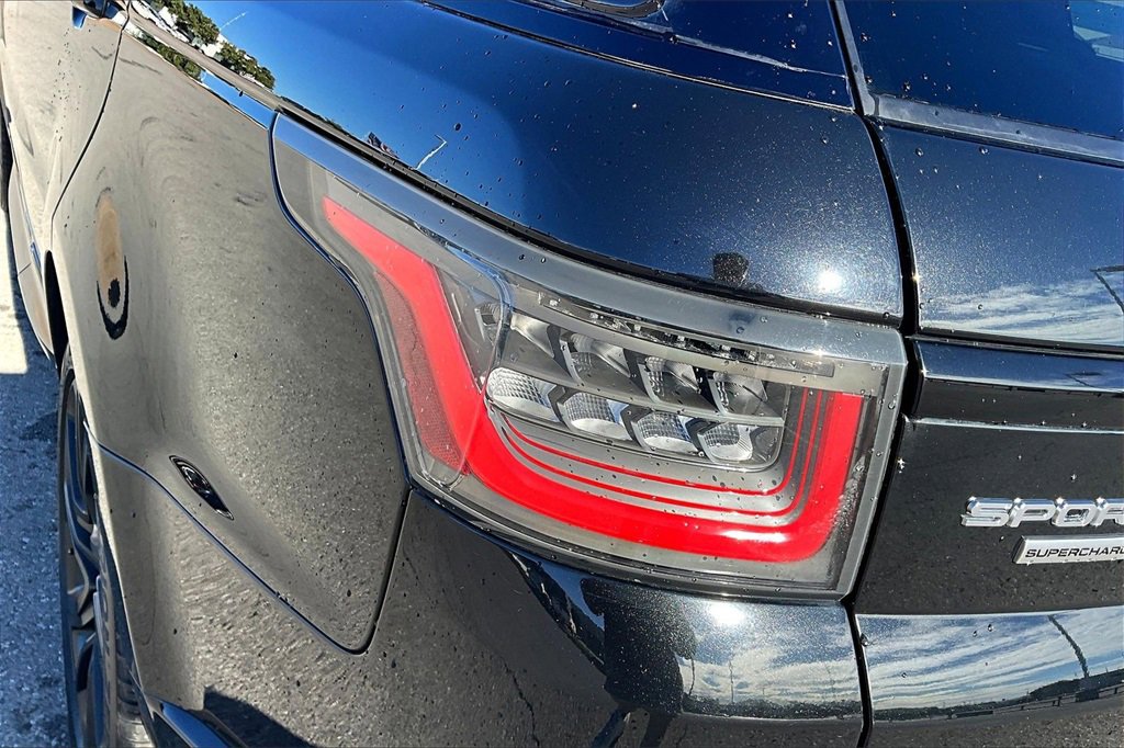 Used 2018 Land Rover Range Rover Sport Supercharged image 31