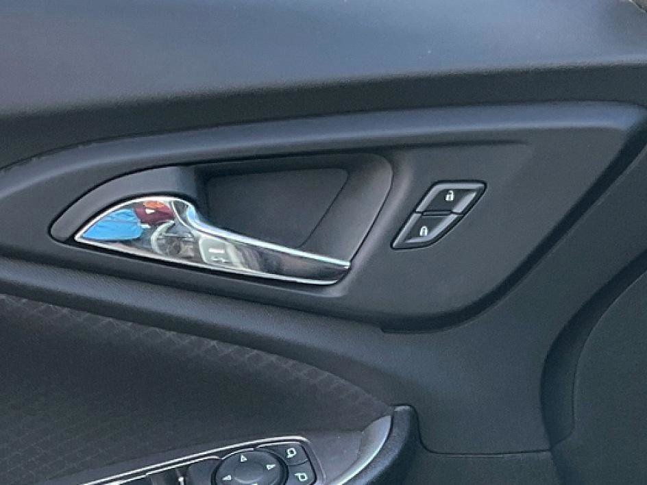 Used 2024 Chevrolet Malibu LT image 15