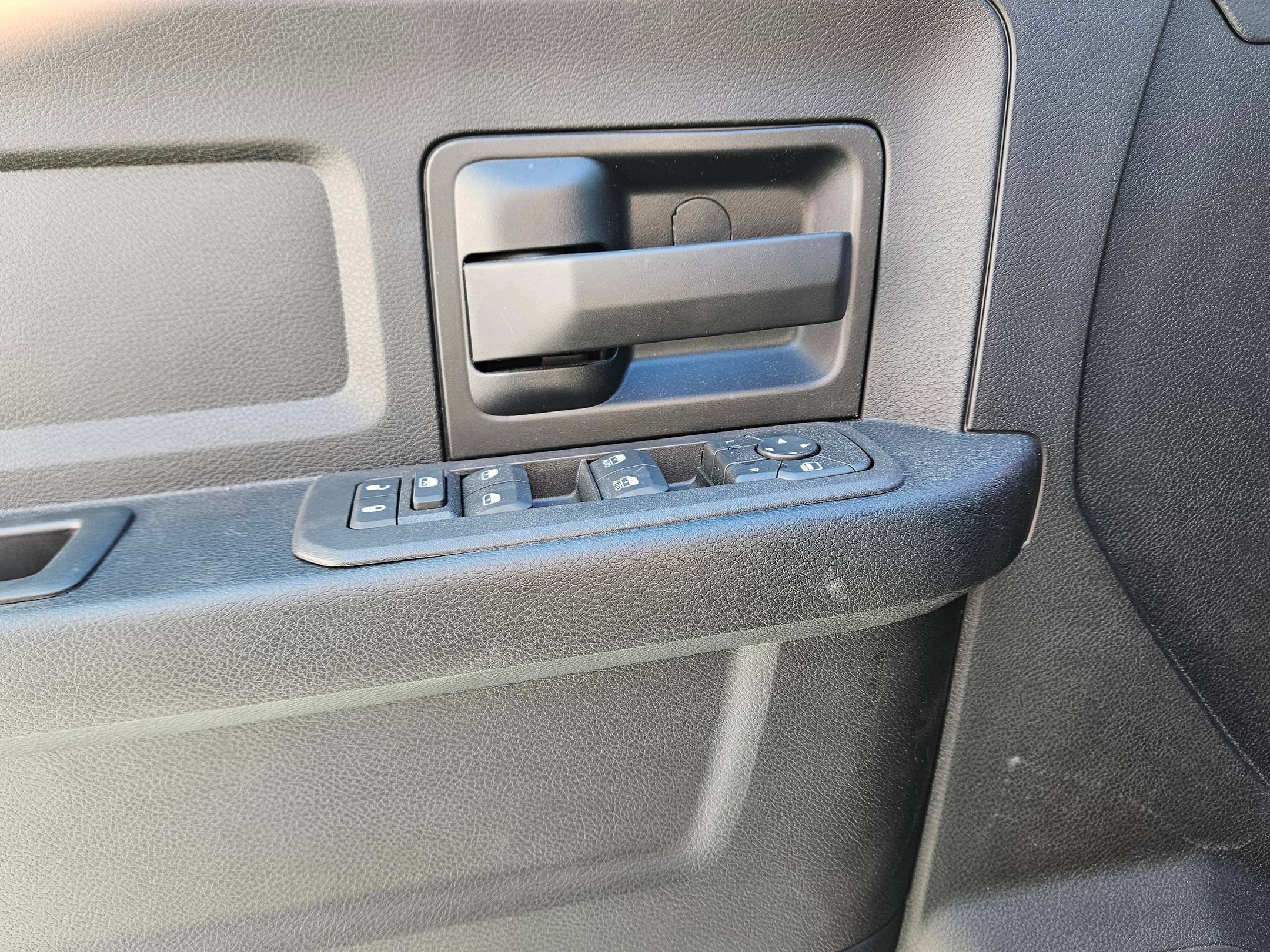 New 2026 RAM 2500 Tradesman AWD/4WD image 17